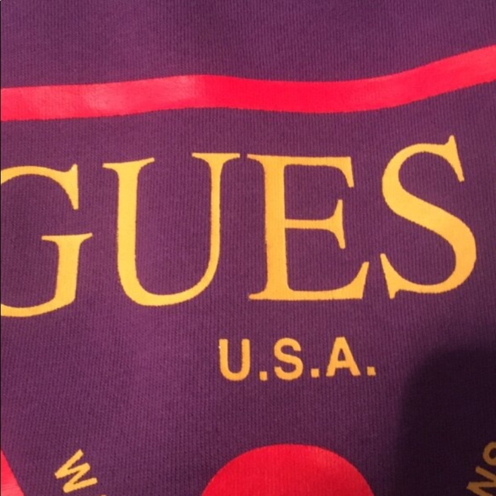 Guess sweatshirt